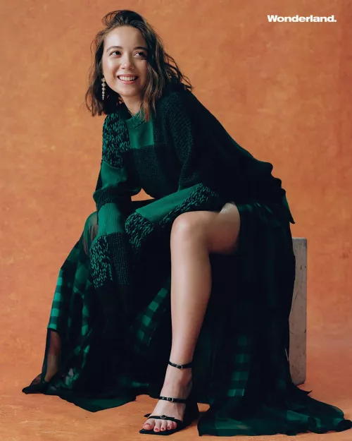 Any buds want to get dirty for Laufey? by ZendayaLover123