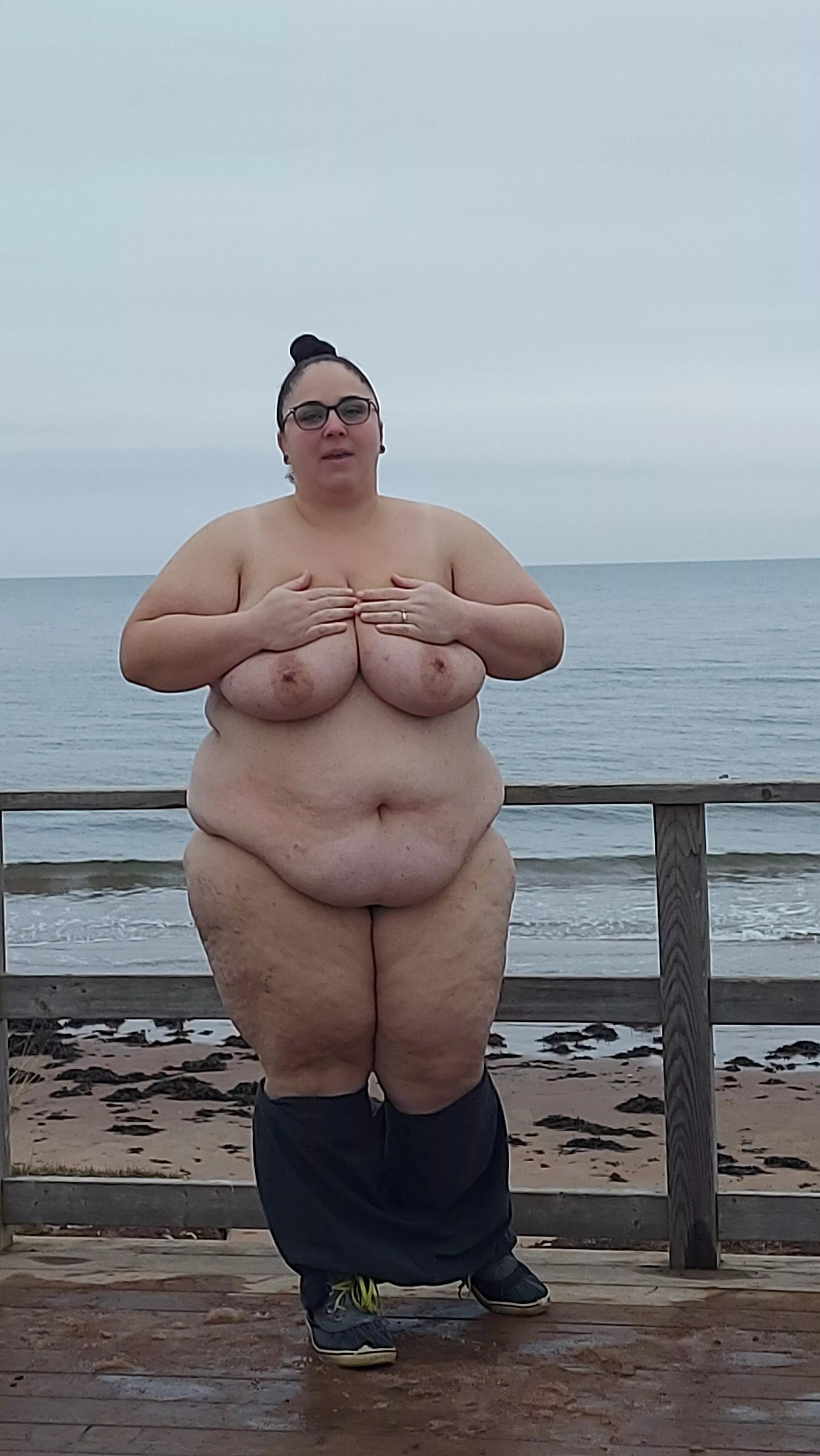 Brisk at the beach  posted by bipolybbw