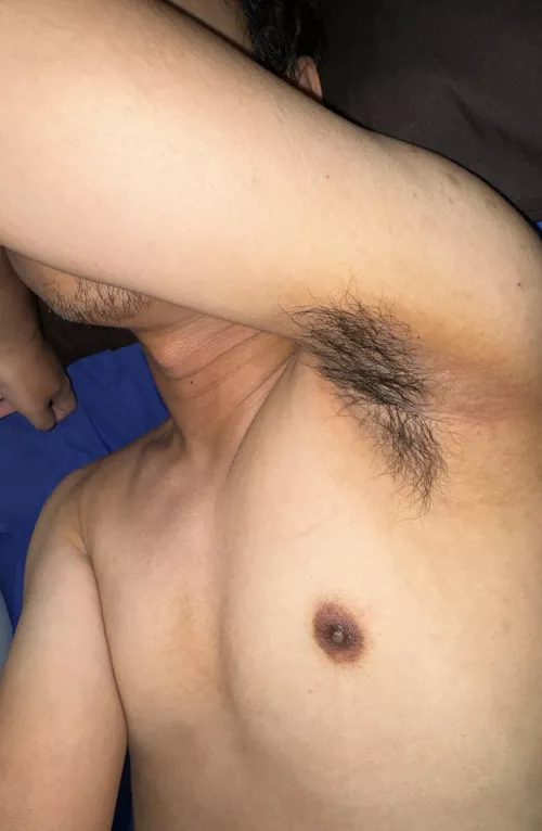 Come baby let's cuddle! I hv good scent to turn you on 😉 by thataverageguy11