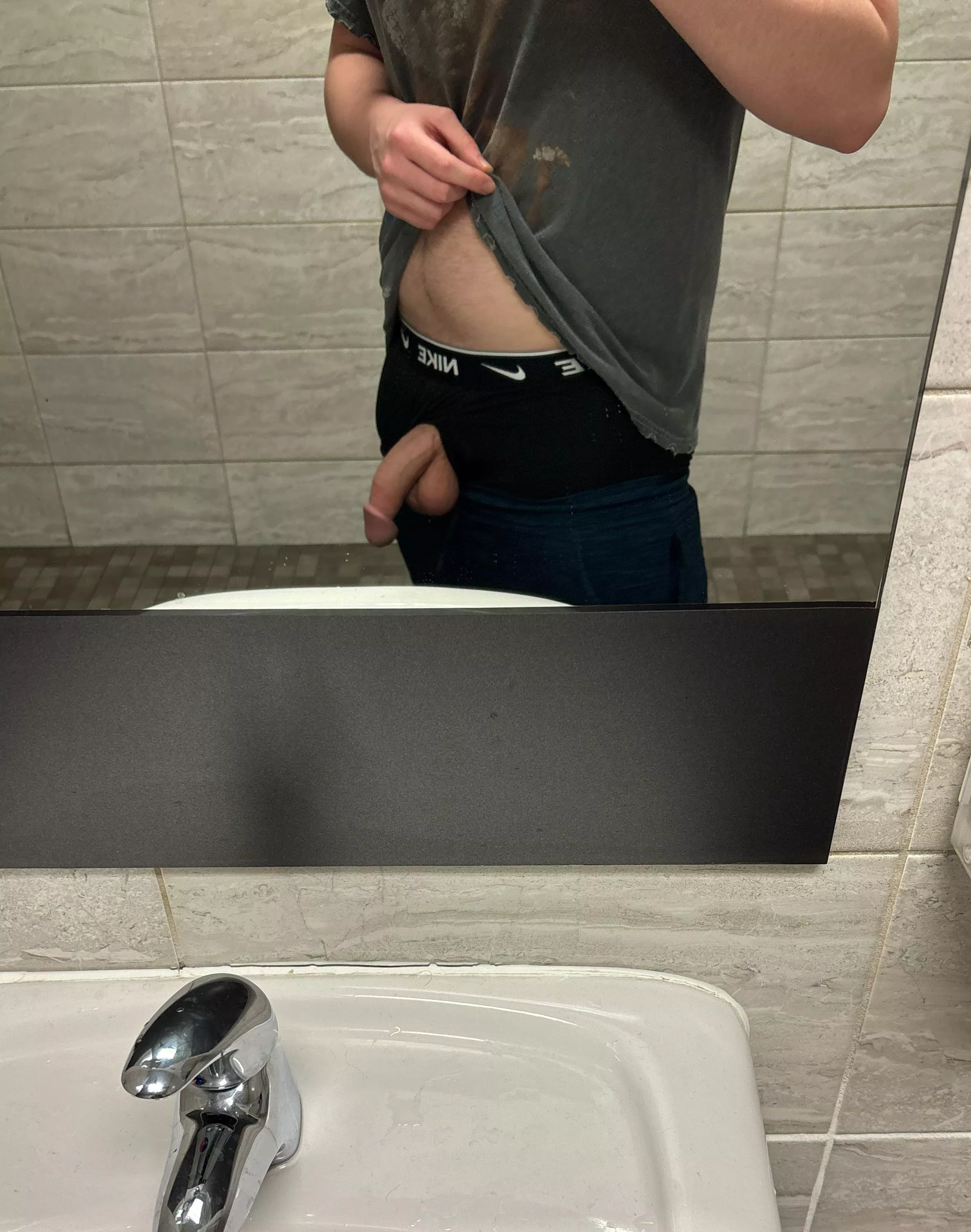 Don’t get me all worked up at the gym posted by sh14sh19