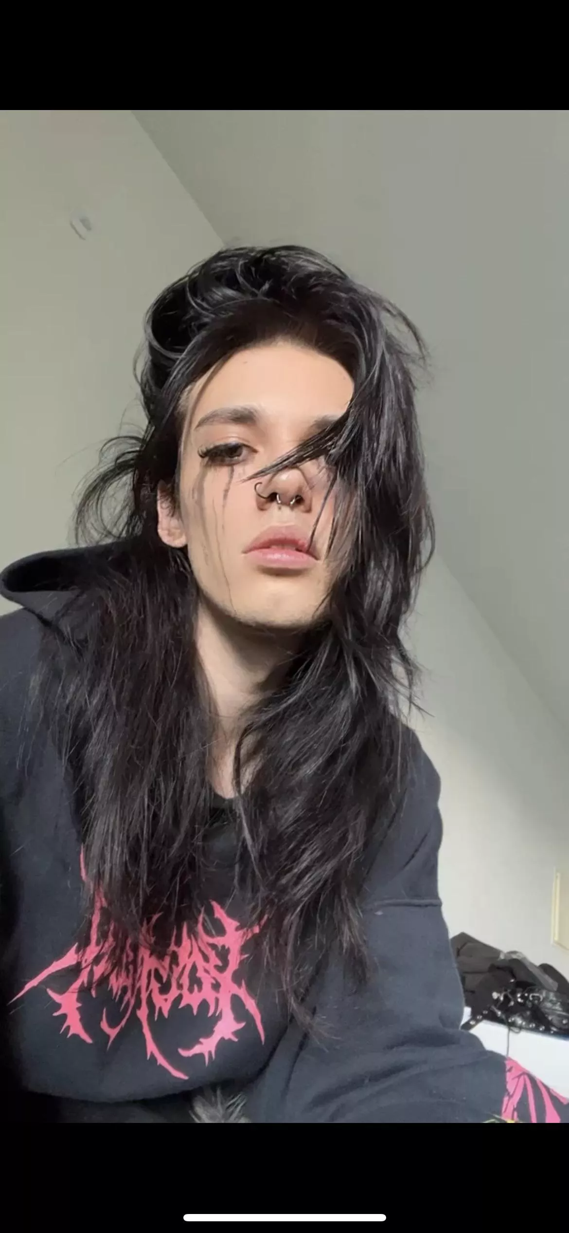 Fake eyelashes :’) posted by sleepy_howl