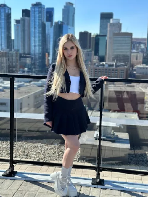 feeling sexy today by envyluna_