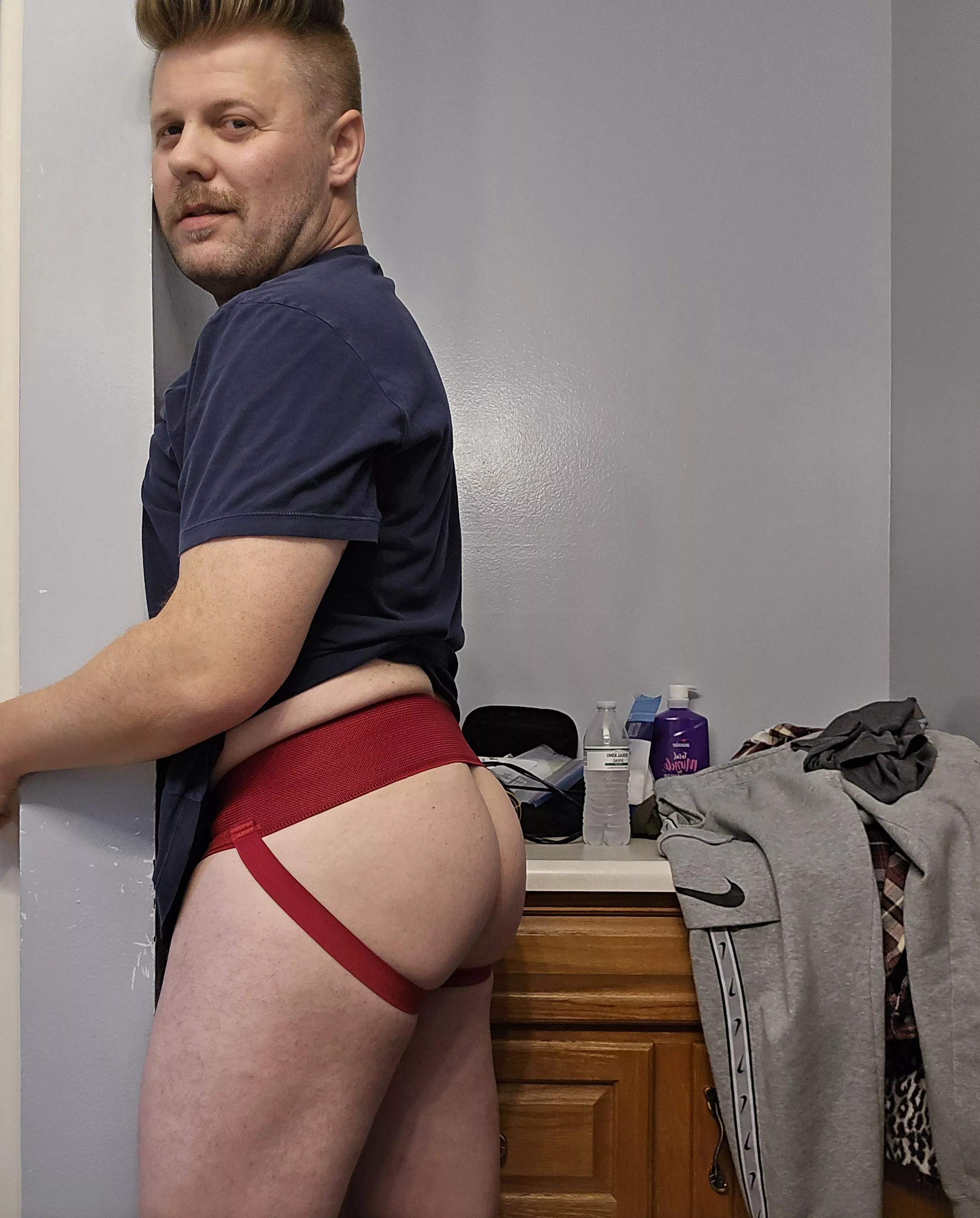 Getting a bit more confident.  What do you think? posted by cummky11