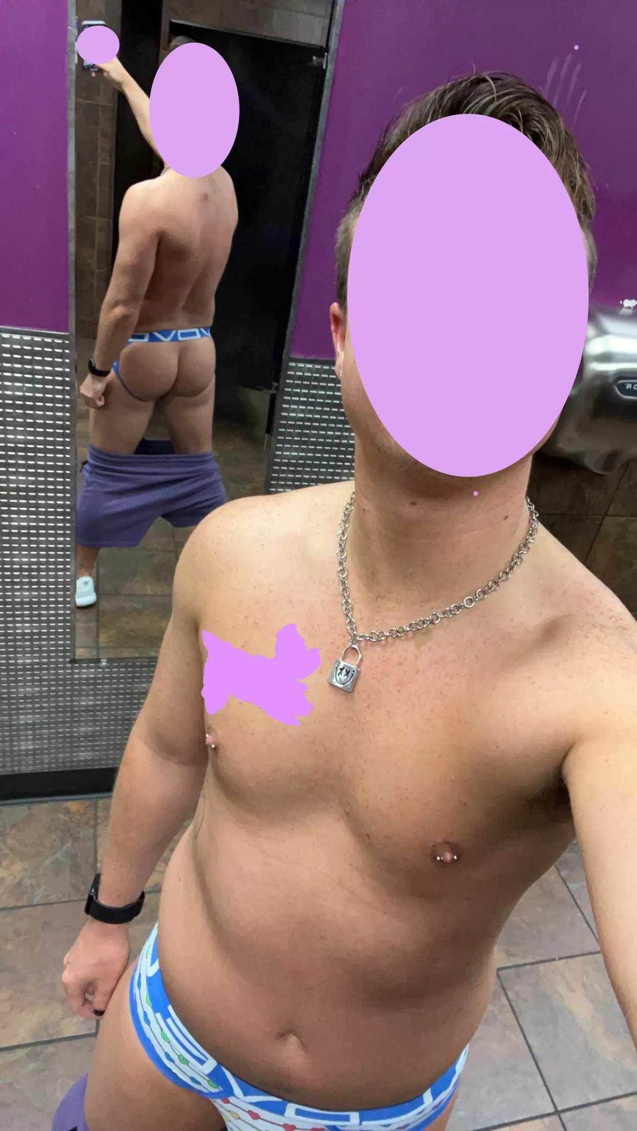 How does my necklace look? posted by indygaychastity