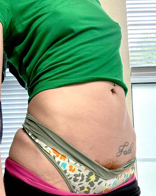 I can’t be contained 😜 by redhotpearlx