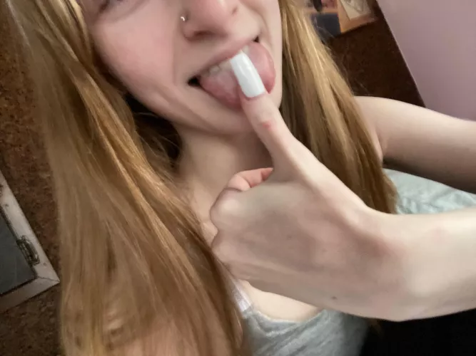 I love my acyrlics by chrissysellscontent