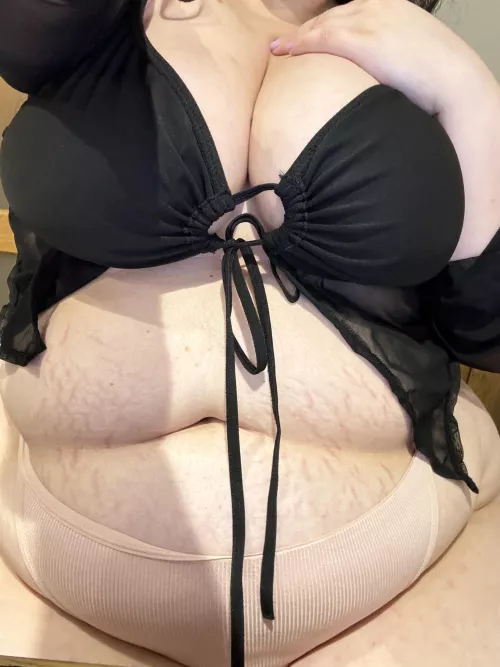 i think i can fit some more in by xehilia