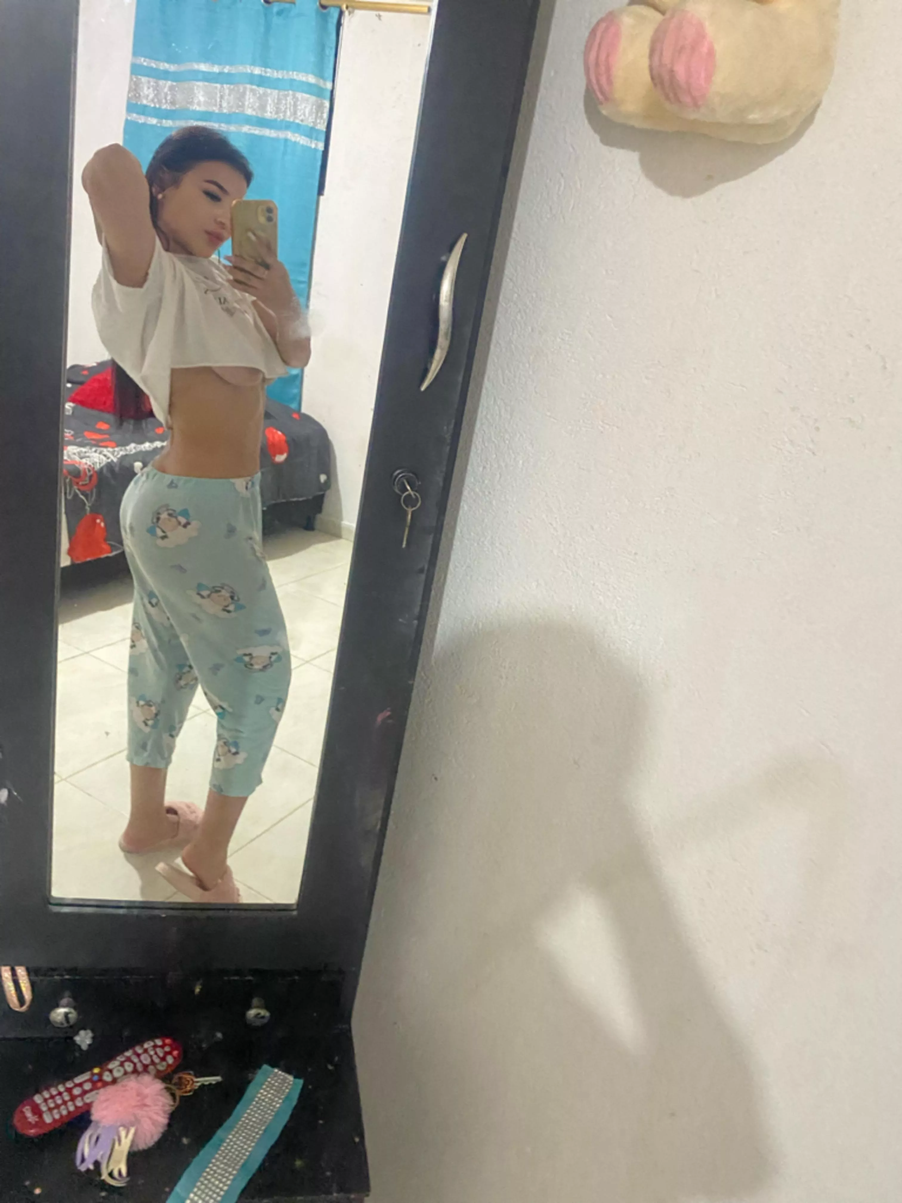 In my mood for a morning pound posted by CamillaCutie