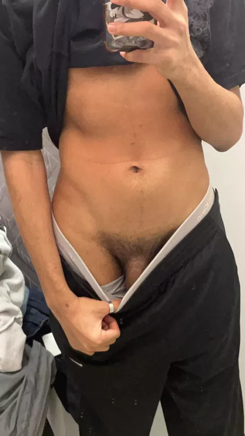 lets fuck in the change room by alistarrs