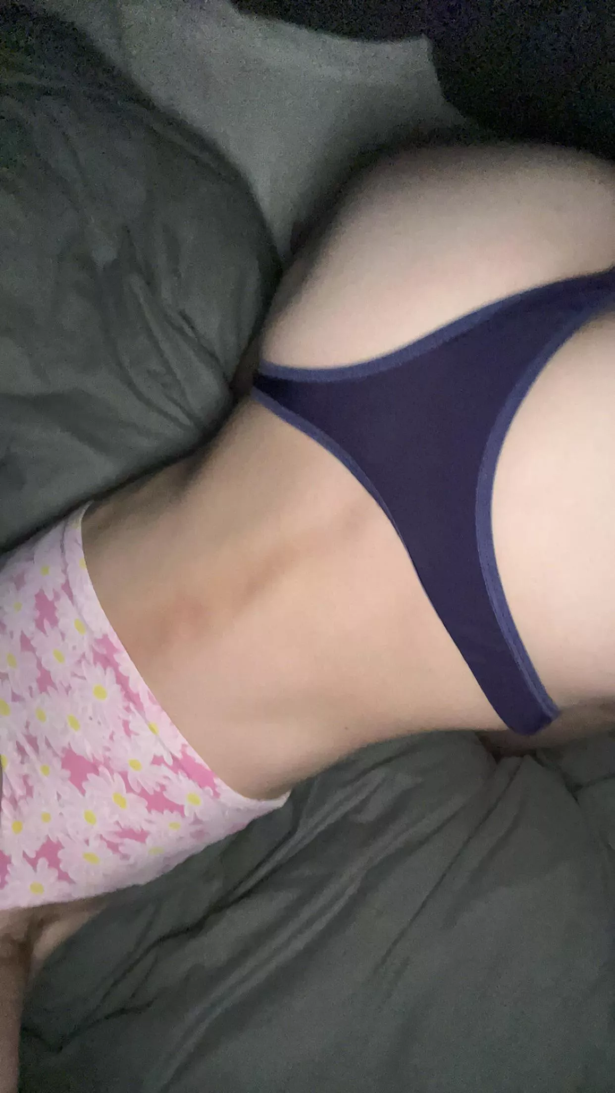 Little 18yo slut looking for a daddy posted by RecentCoast901