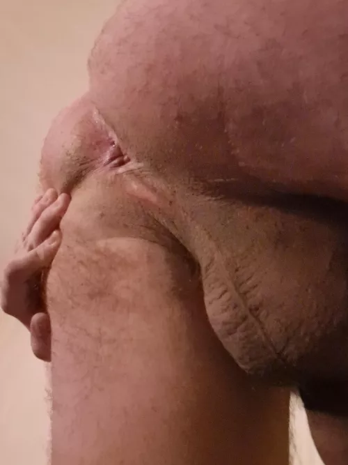 My natural position by BearwithHair26