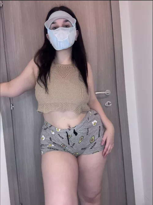 No bra needed by Lil_Wicked_Evelyn