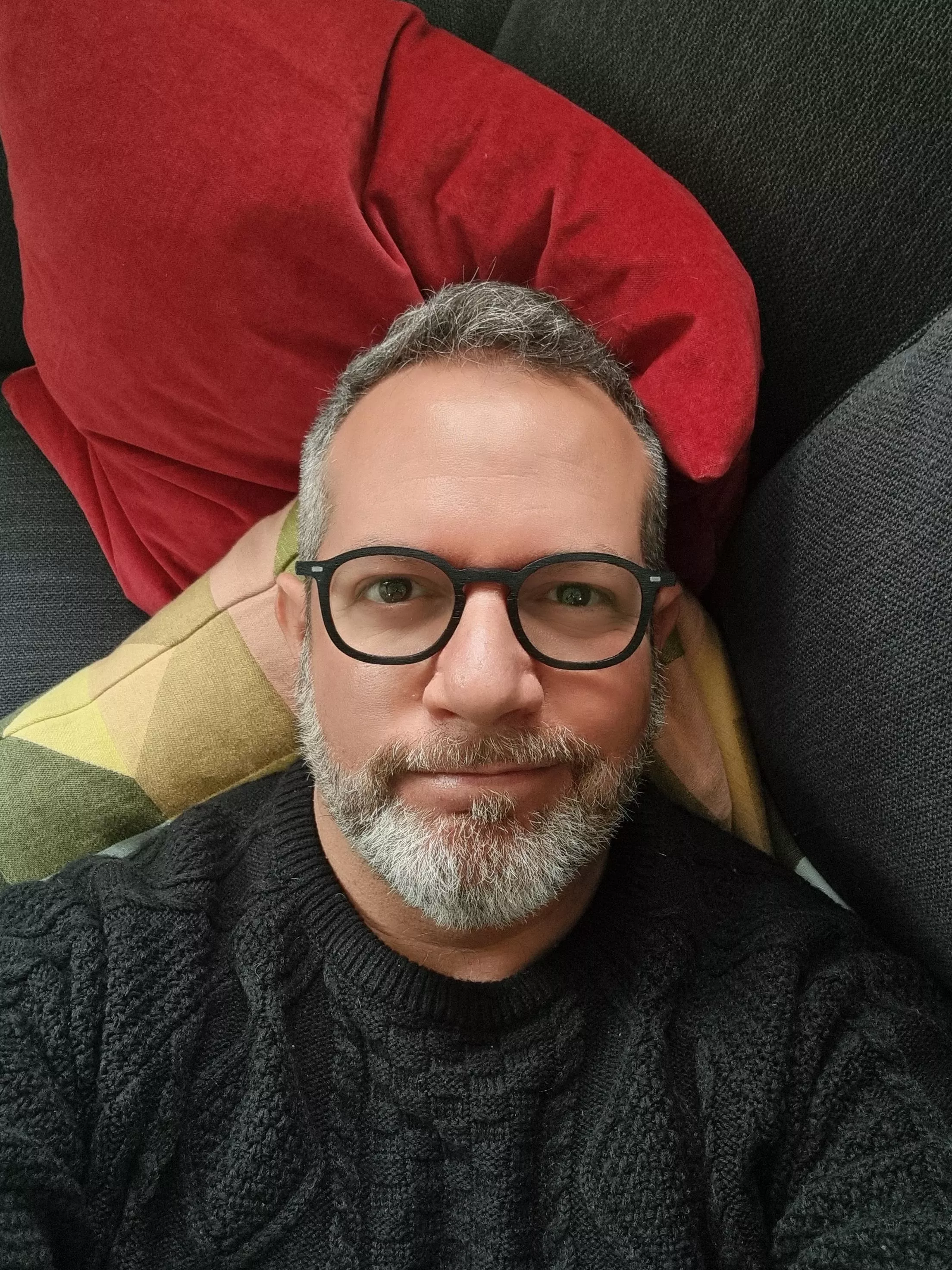 Sunday resting  posted by hewilllight