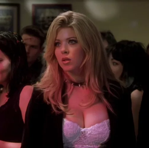 Tara Reid in an early role, Urban Legend by dmo12291986