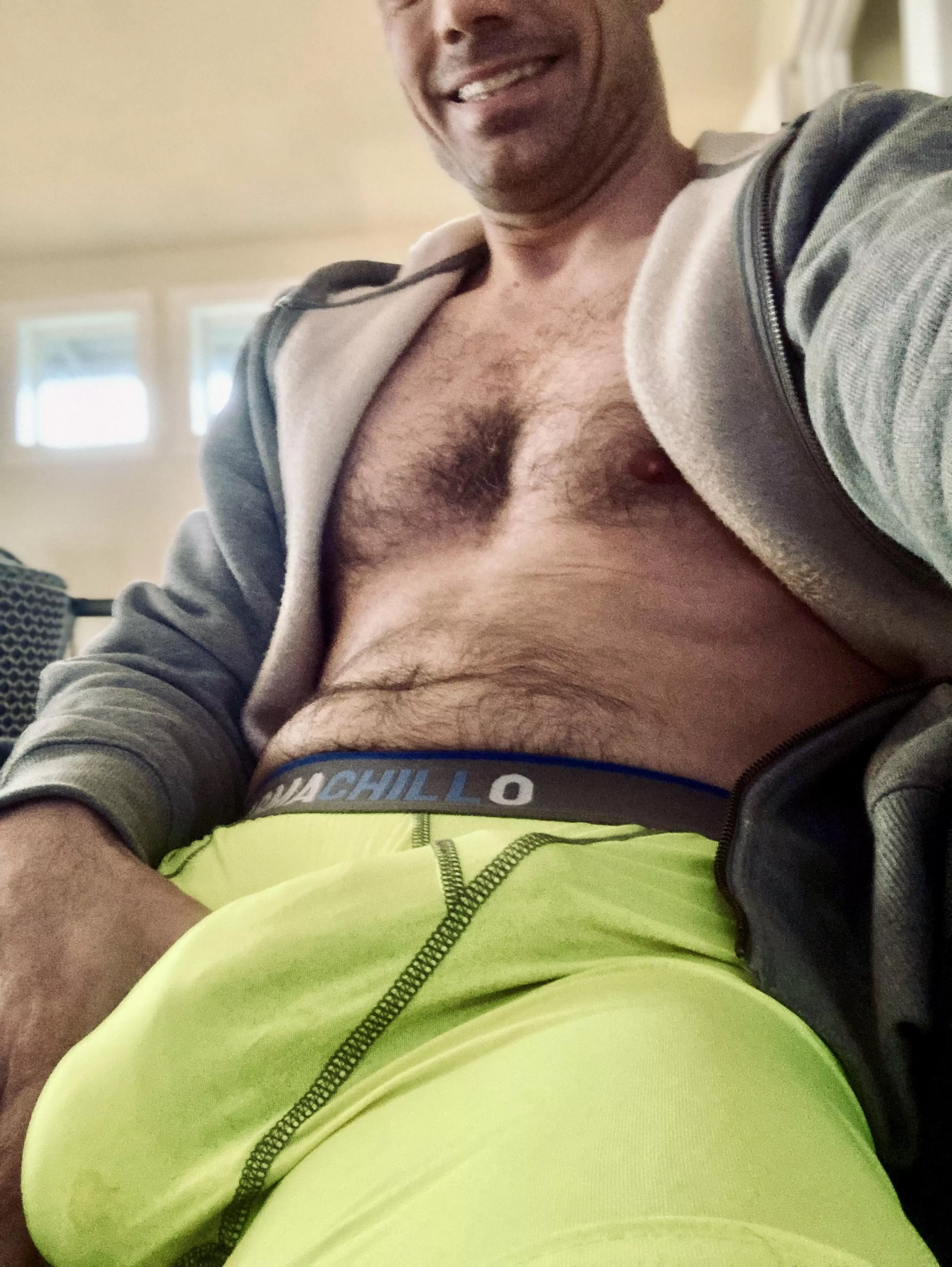 The people’s champ 🤴(chat open 😘) posted by NurseSean1987