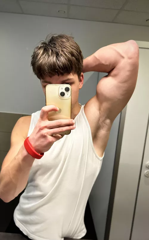 (19)Lick or sniff it? by Select_Equipment4297