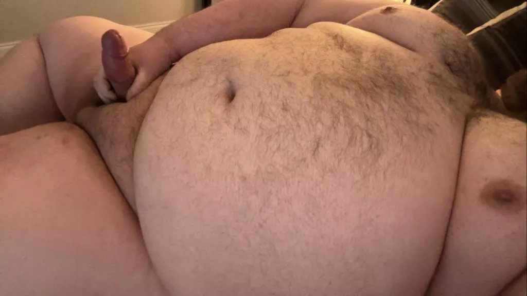 25 daddy bear needs his sub boy bad. Lemme use you 😈 LT 👀 posted by domgay_chub