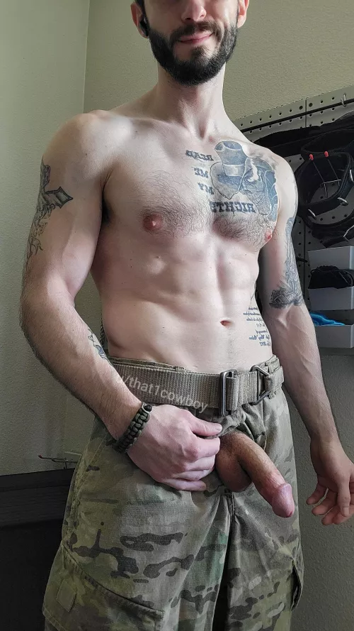 [31] Rise and shine, it's butt-whoopin' time 😏 by that1cowboy