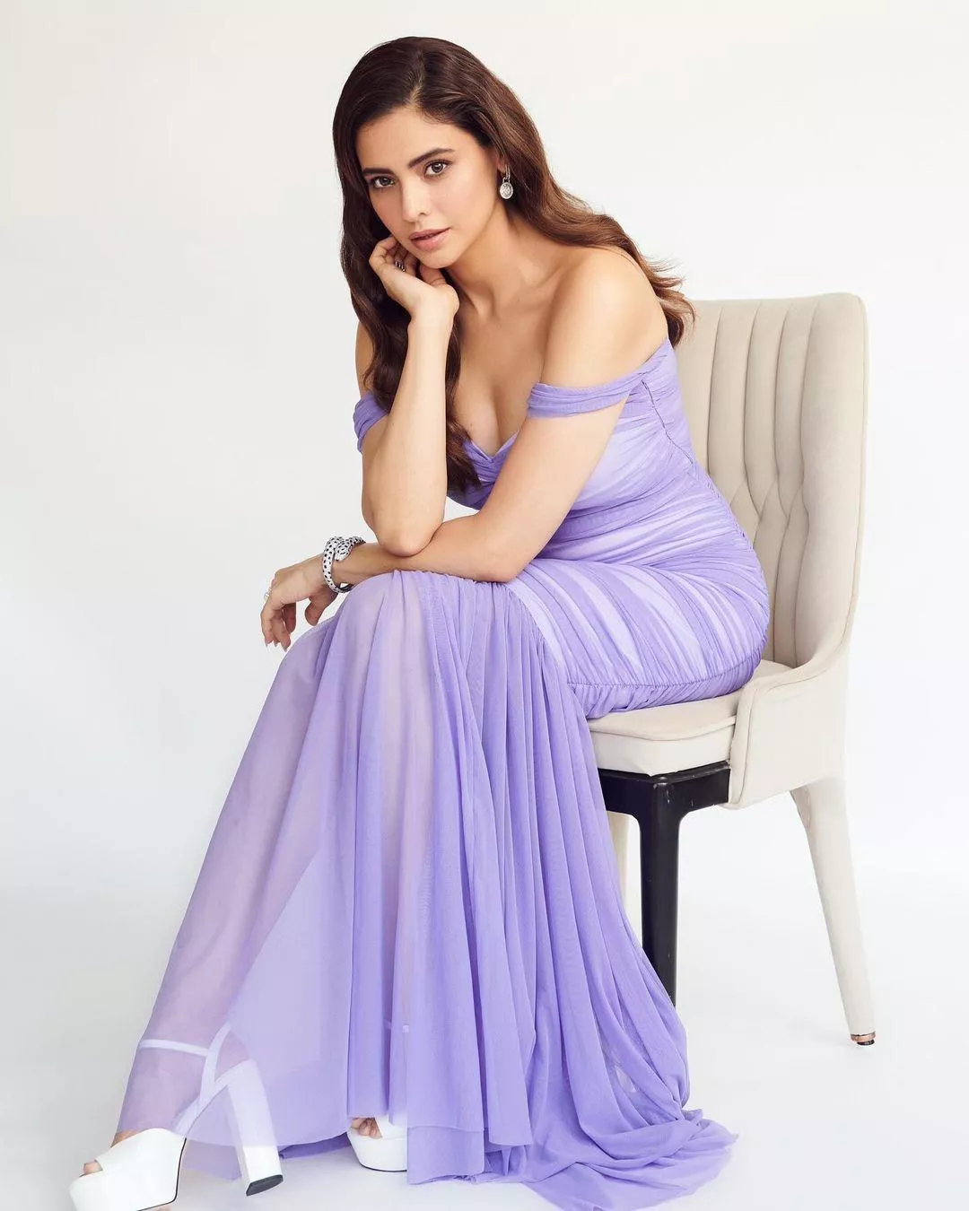 Aamna Shariff posted by Leading-Taro9721