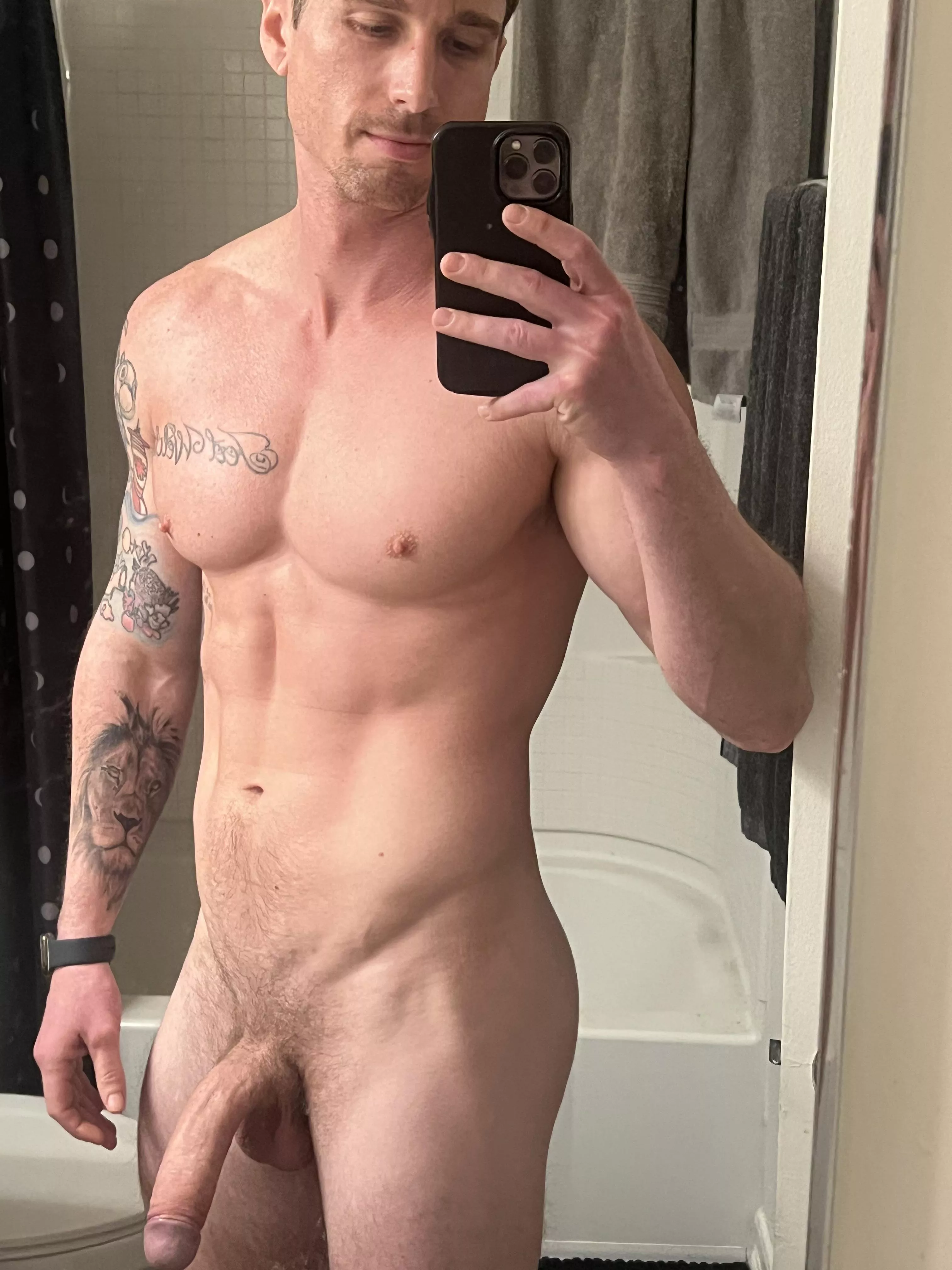 Any west coast girls? 🫣 posted by Bestcoast03