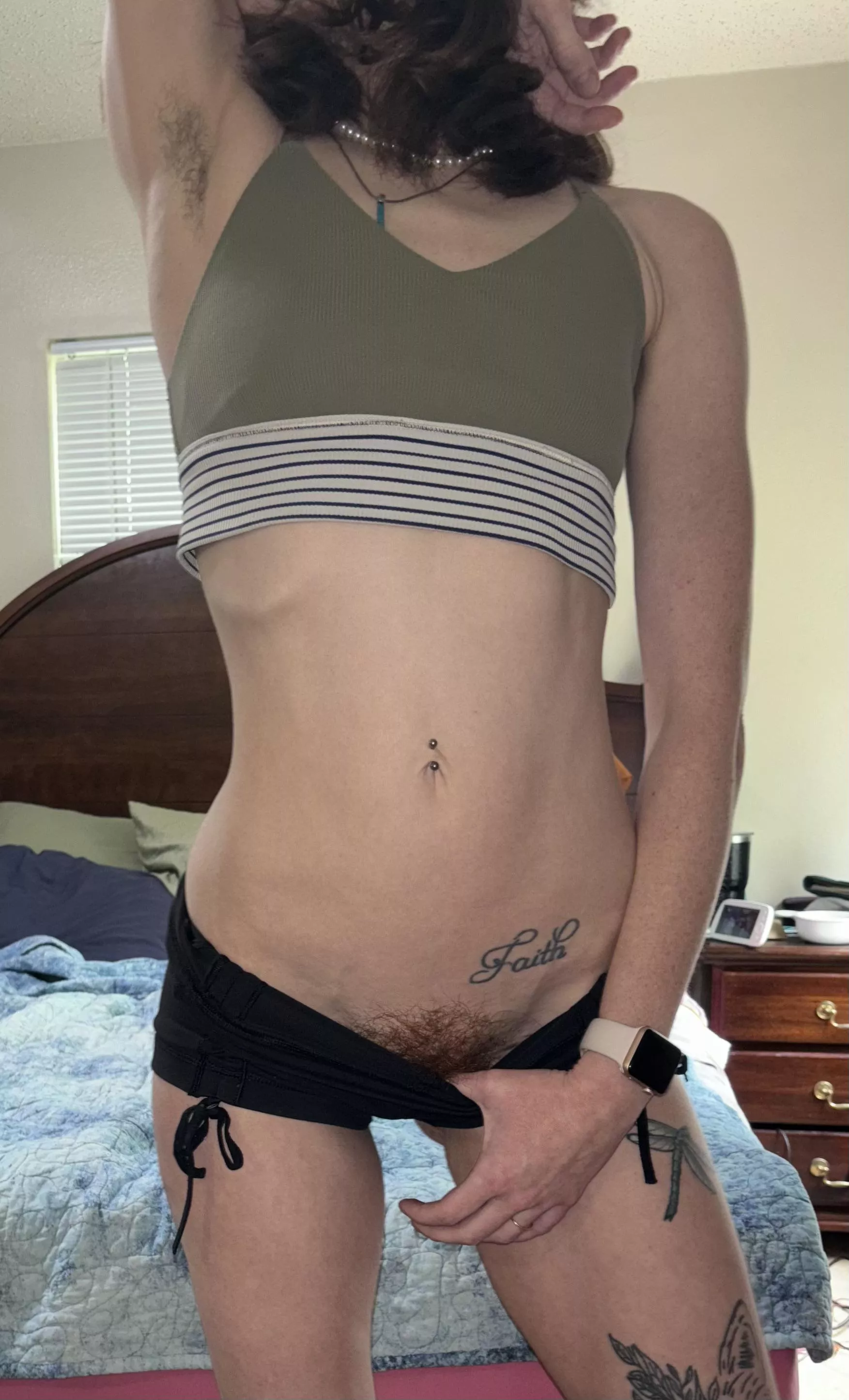 bushy pearl 💖 posted by redhotpearlx