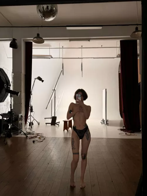 can I send you the nudes? by Farevkaoff