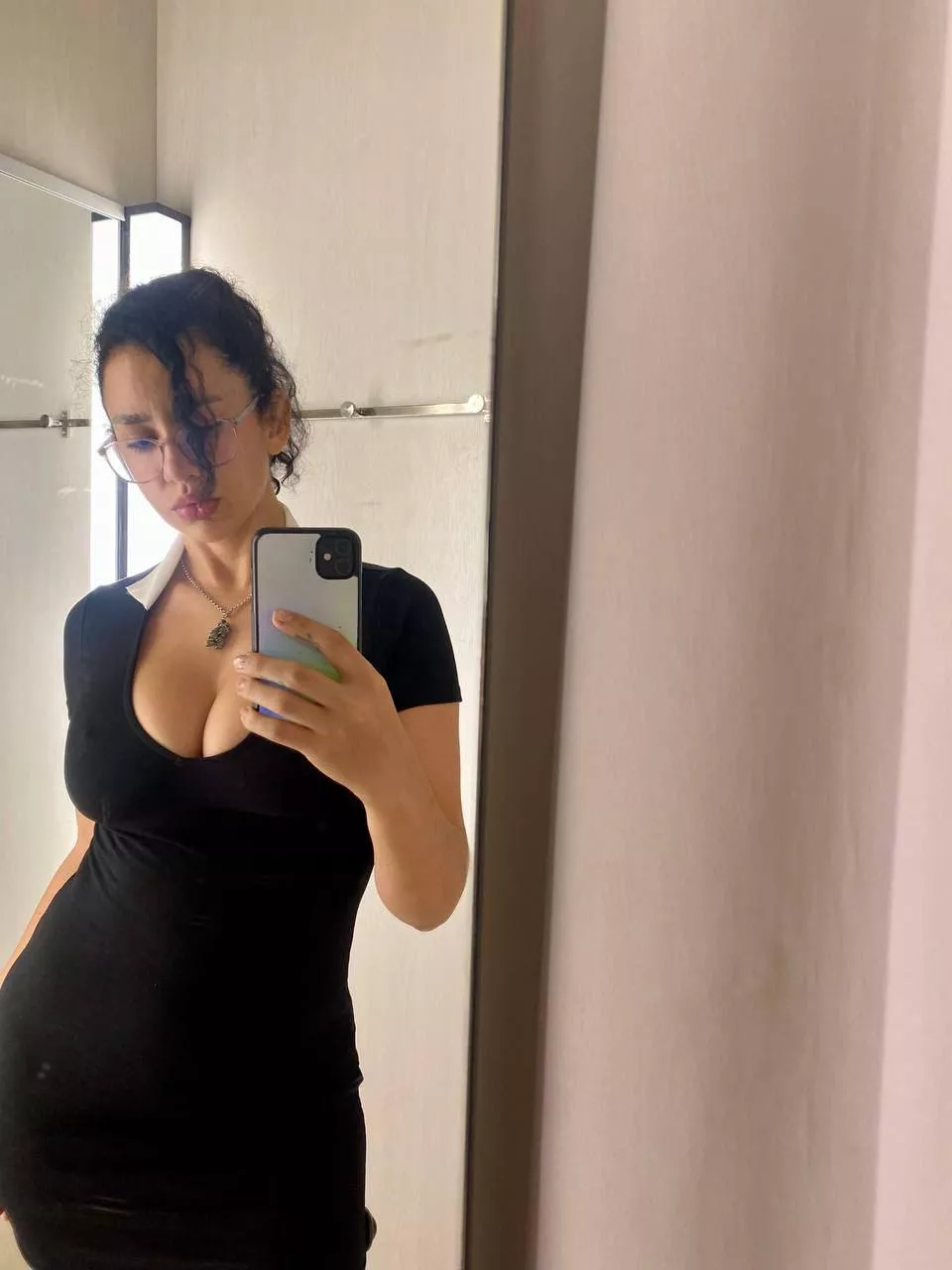 can i wear this on our date? posted by gabby_stimulus