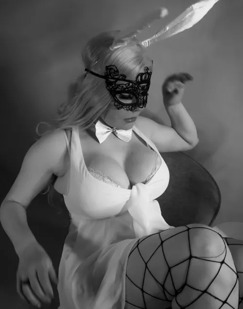 Do you like black&white chubbies? by Milky-Cakes