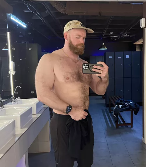 Feelin burly by cornfed405