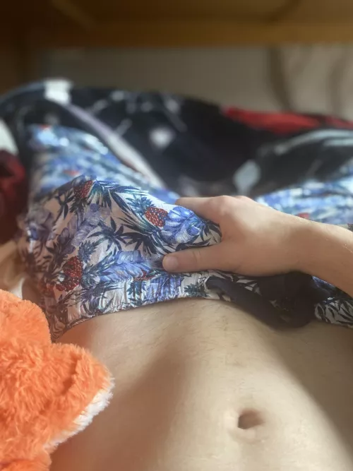 glad my roommate leaves before I wake up, cus I cant really hide this by slysamess