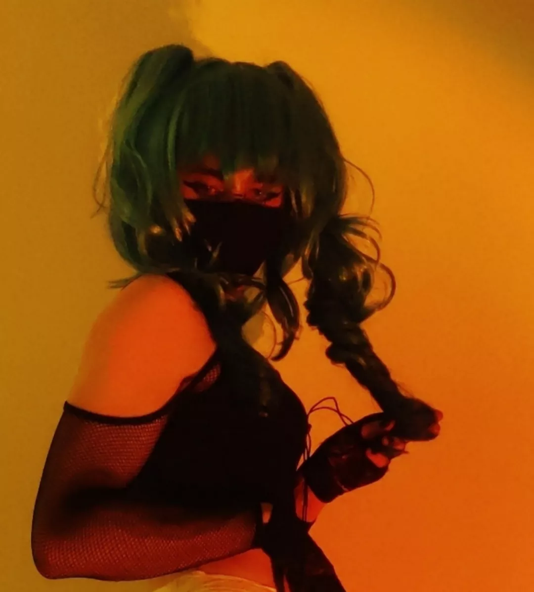 gonna throw away all my clothes and delete my acc posted by xx_Stacyy_xx