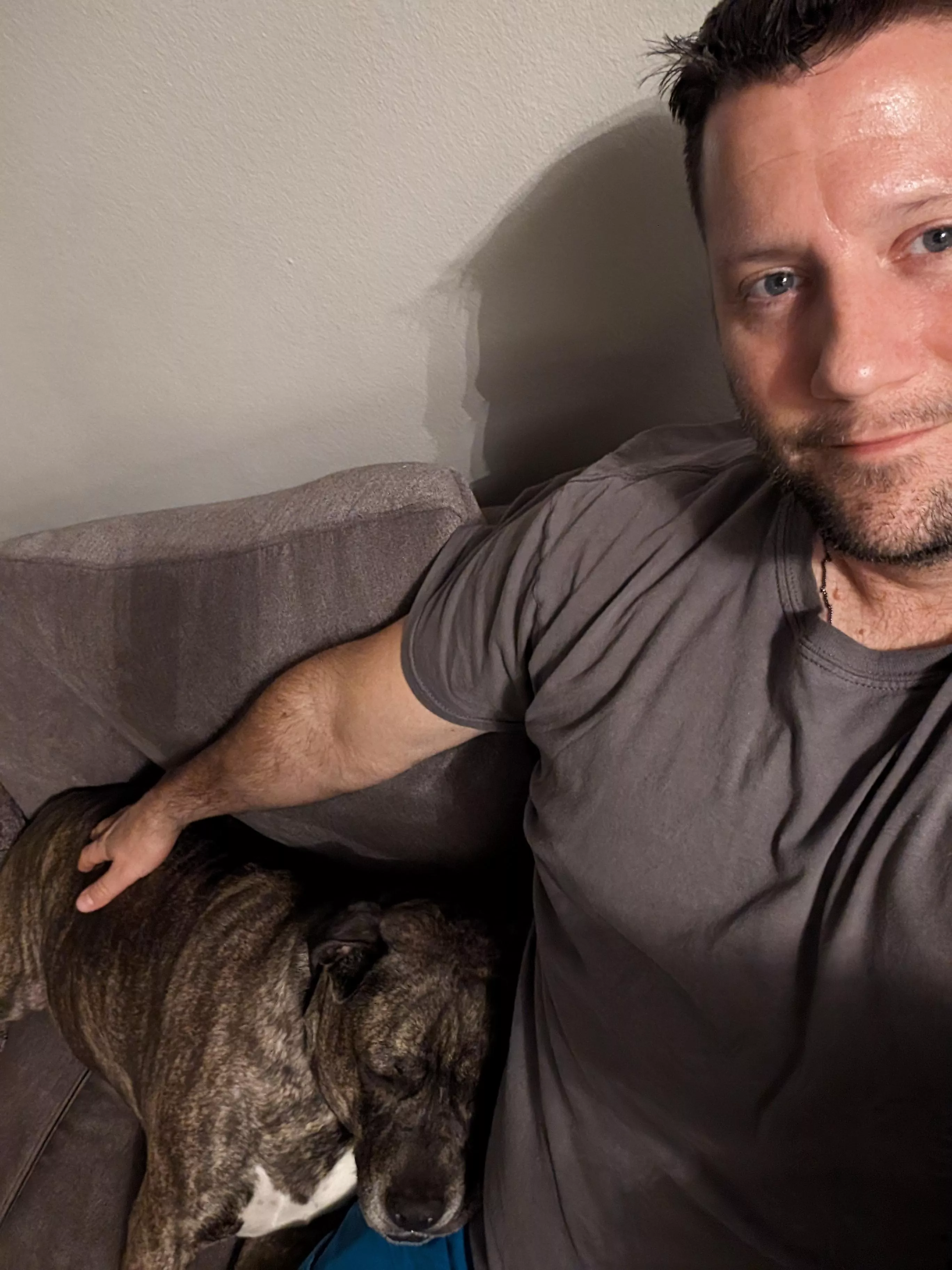 Hanging with Phoebe  posted by cougarambrose