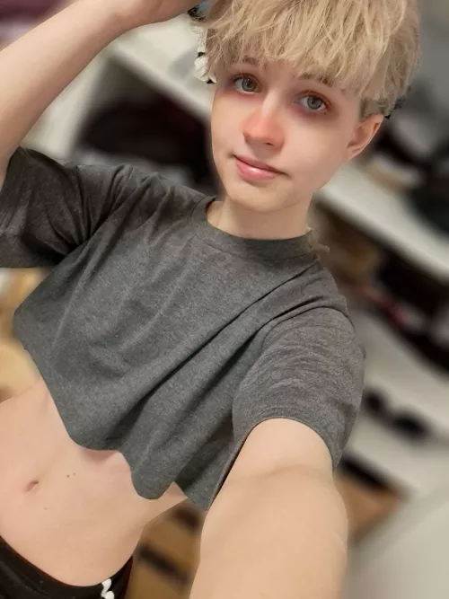 Heeeey :3 by Hopeful_Perception17