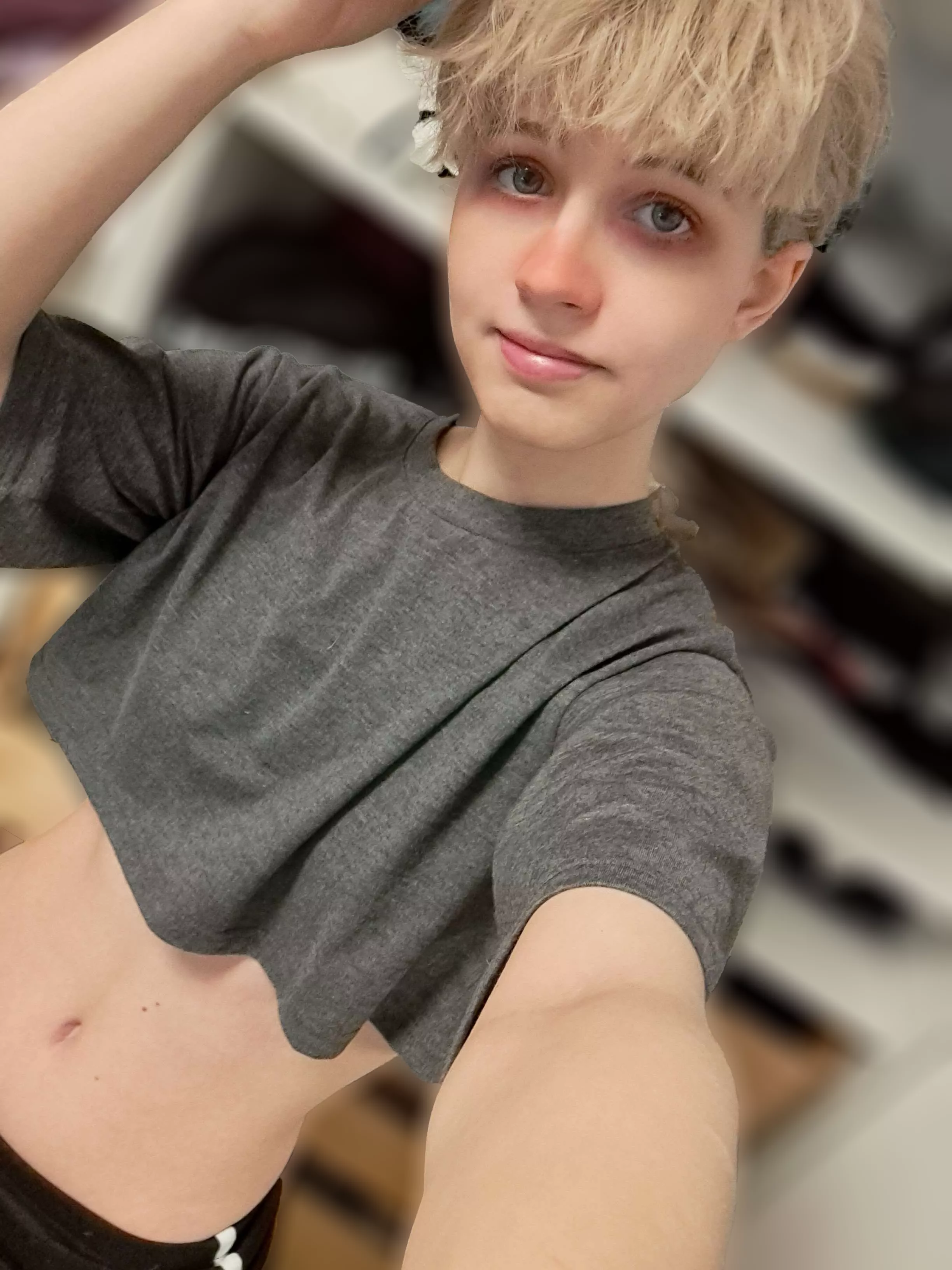 Heeeey :3 posted by Hopeful_Perception17