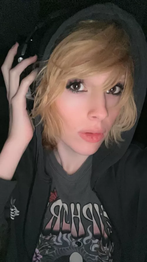 hi 🖤 by xnanopopx