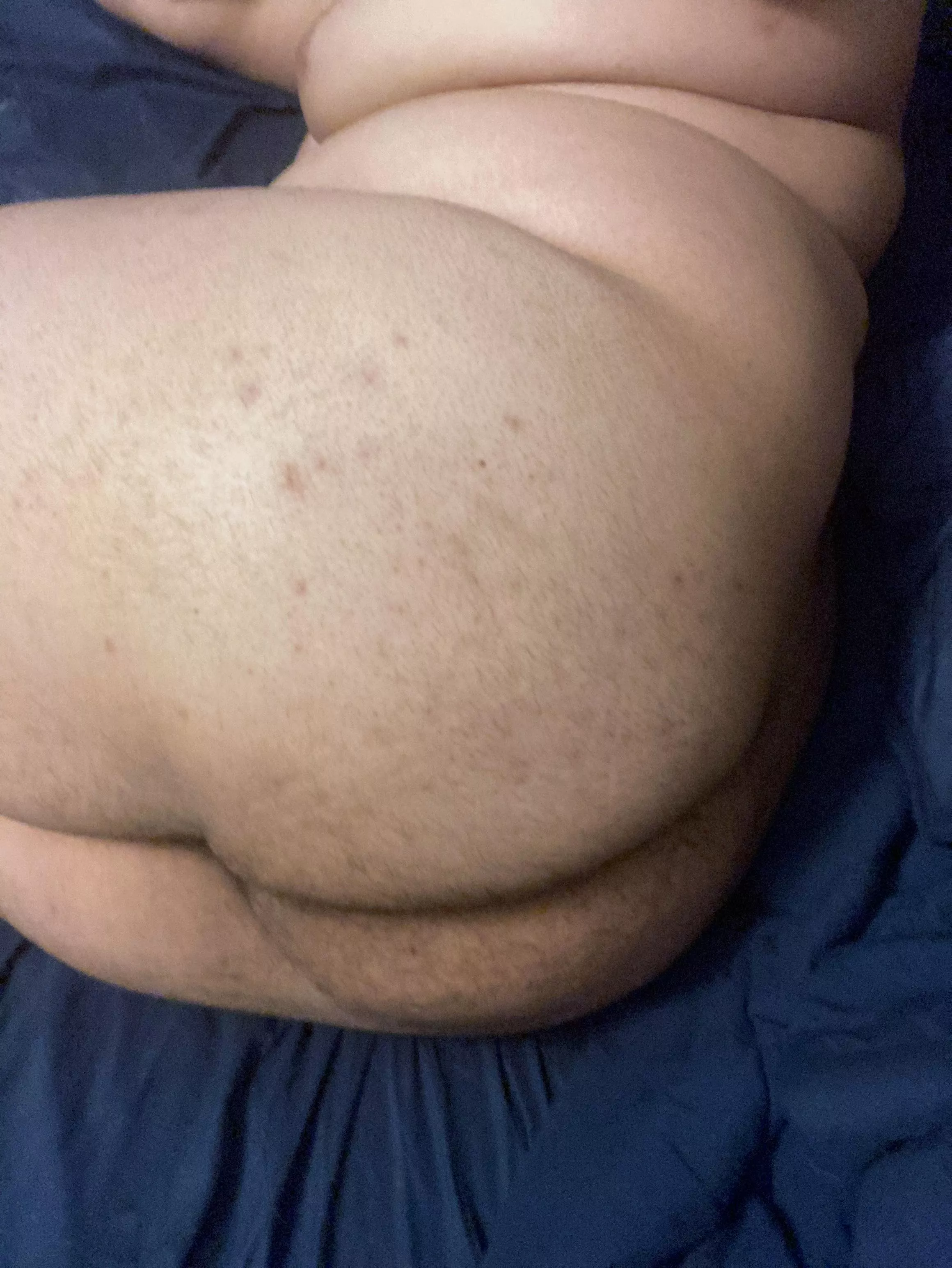 Hmu posted by Crafty-Trick-4675