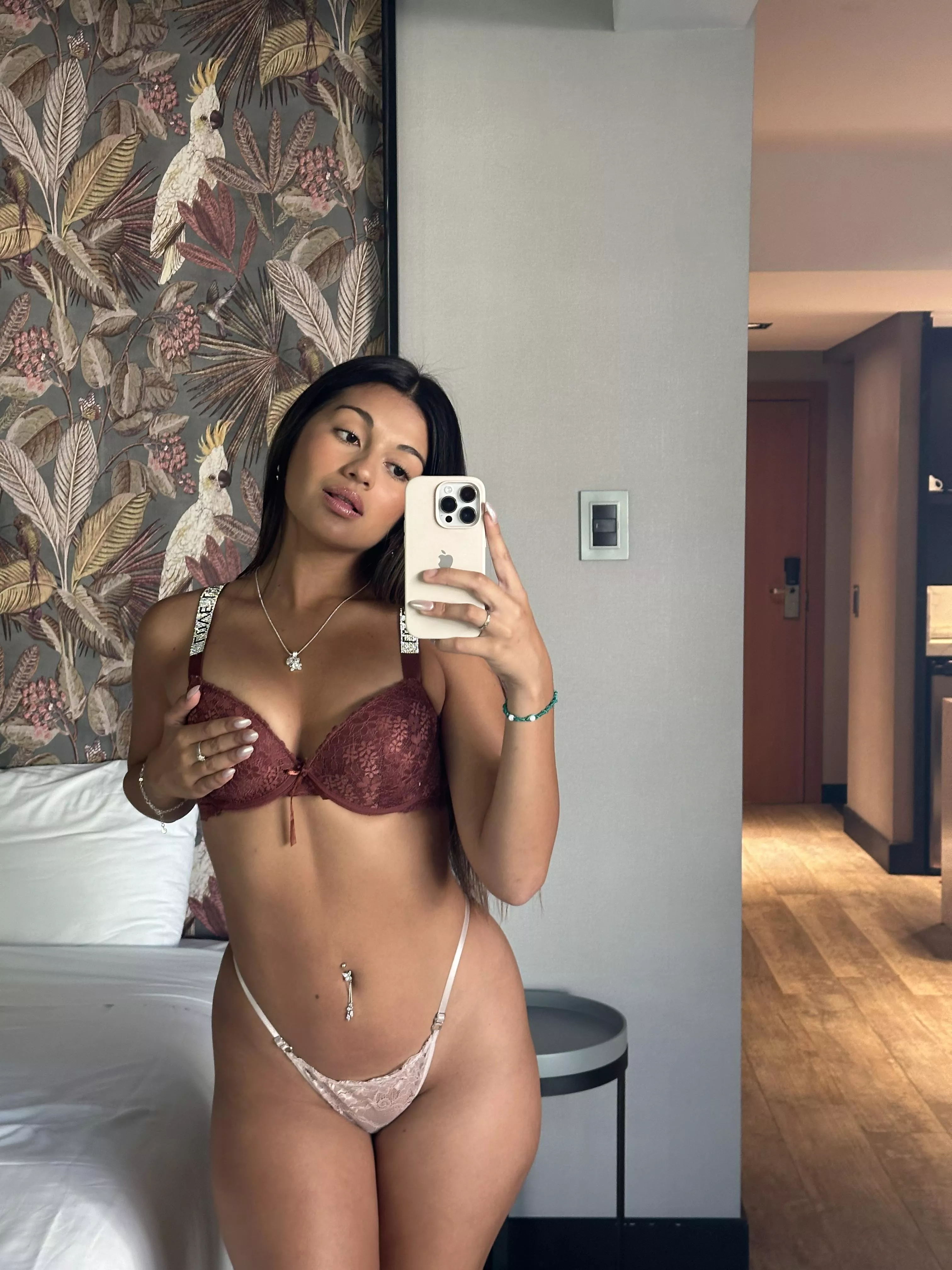 I wonder how it would feel if someone licked ice cream from my body posted by linojTTV