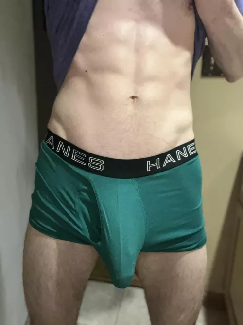 I’d rather have it stretch something else out… by AshelyWeller