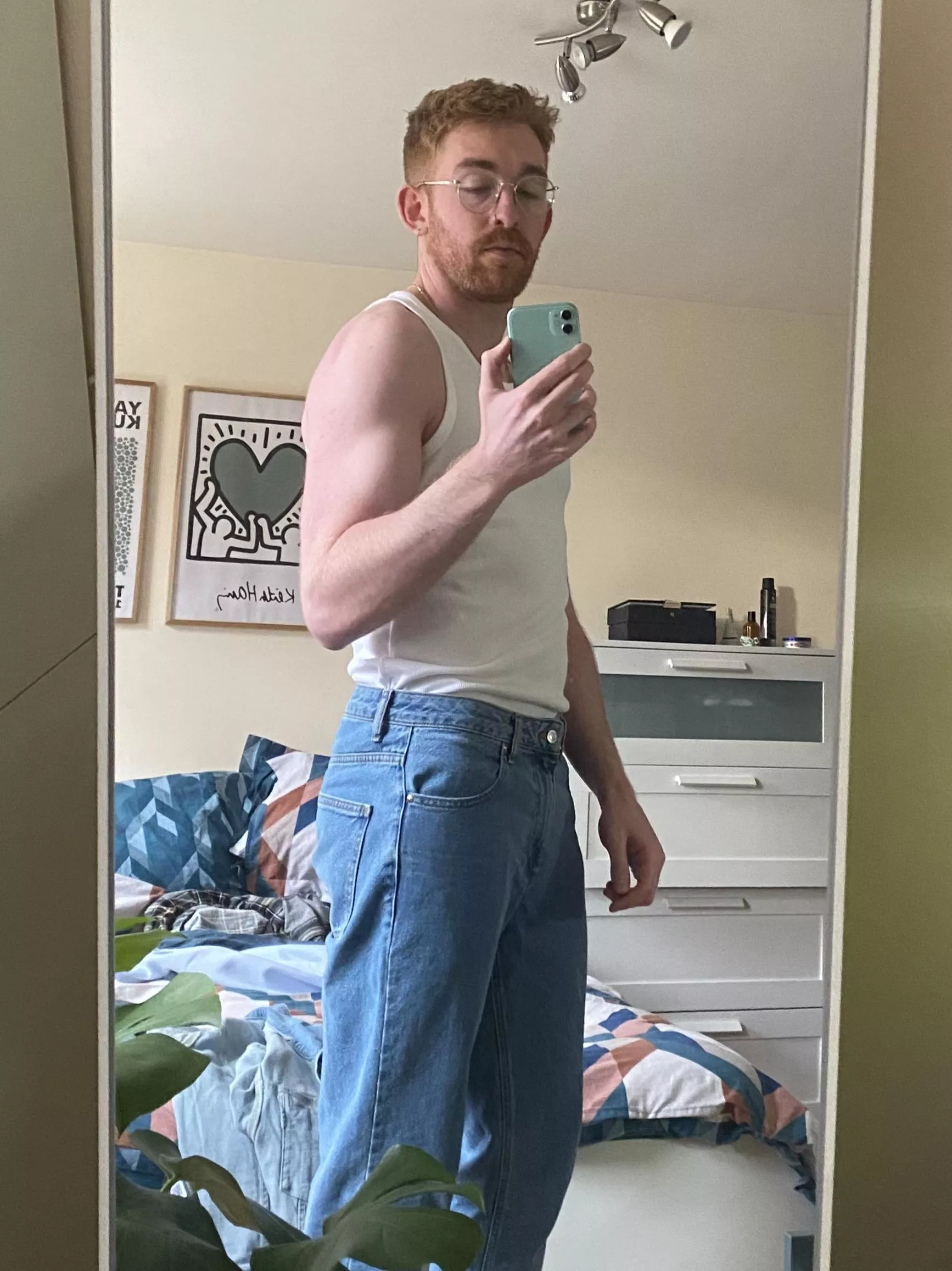 I’m eating a fruit corner Jeremy 🍑 posted by Mellifluous_Whelk