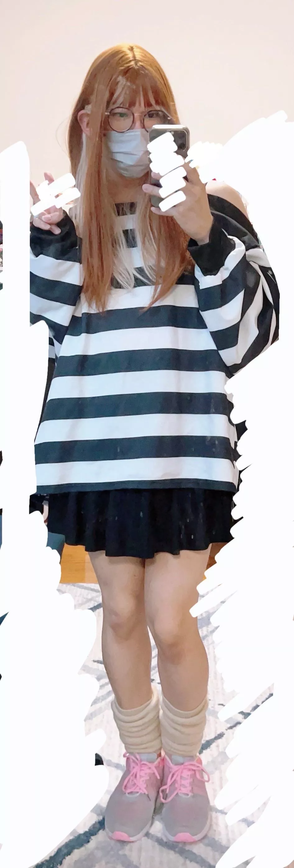 leg warmers are so cute posted by lemon_tarte