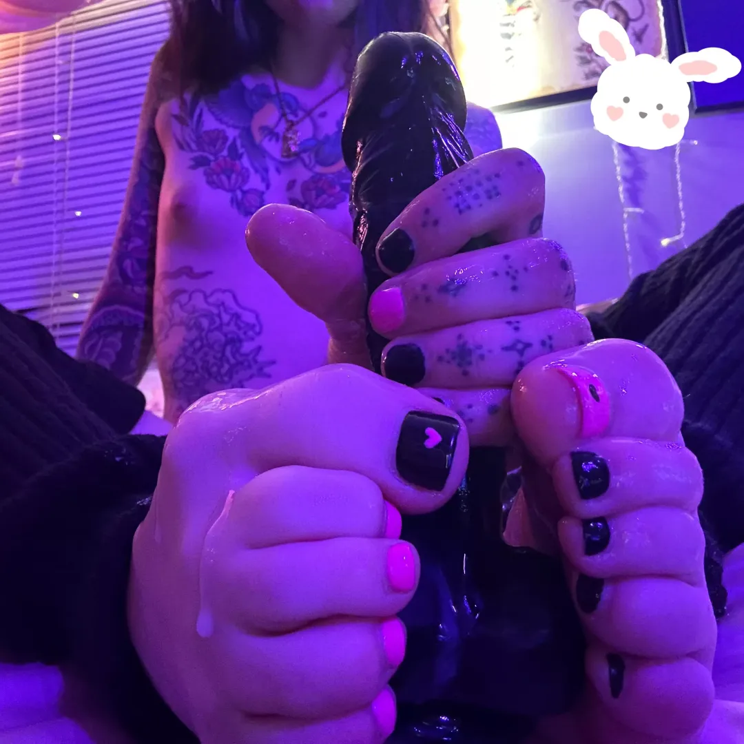 my new nail combo will have you leaking 🖤💗🖤 posted by HellcatNat