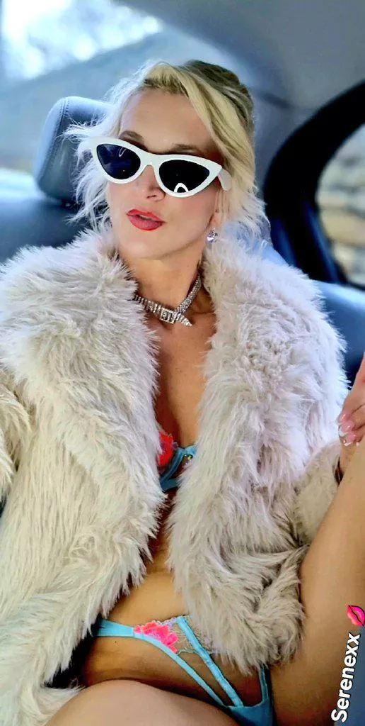 Please can you help me squirt again 💦💦 posted by Serenexx1