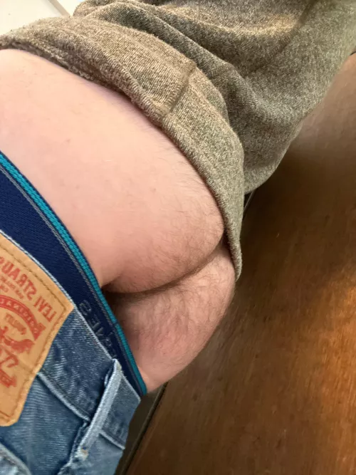 Remote work makes me horny by JaydenLogos_sissy