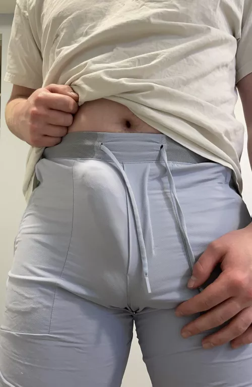 These shorts are way too small by hung_8x6