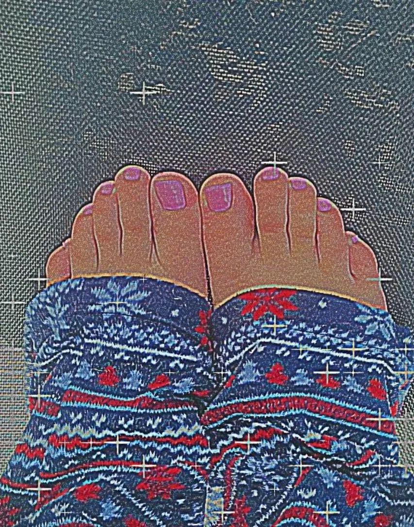 What do u think of my small pretty feet posted by Desperate_North_9927