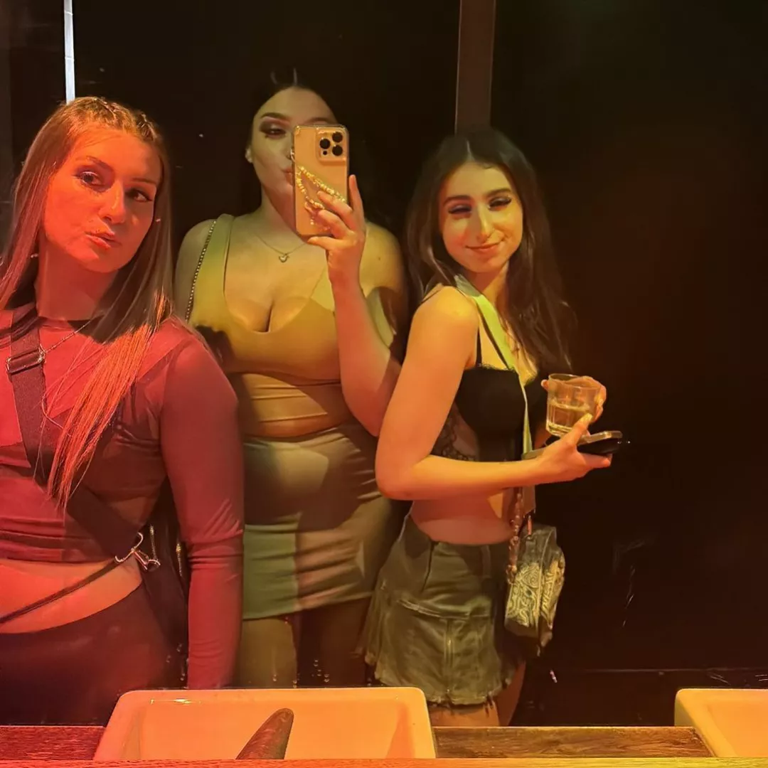 Who would you choose? (2 post op, 1 pre-op) posted by predictivedeeps