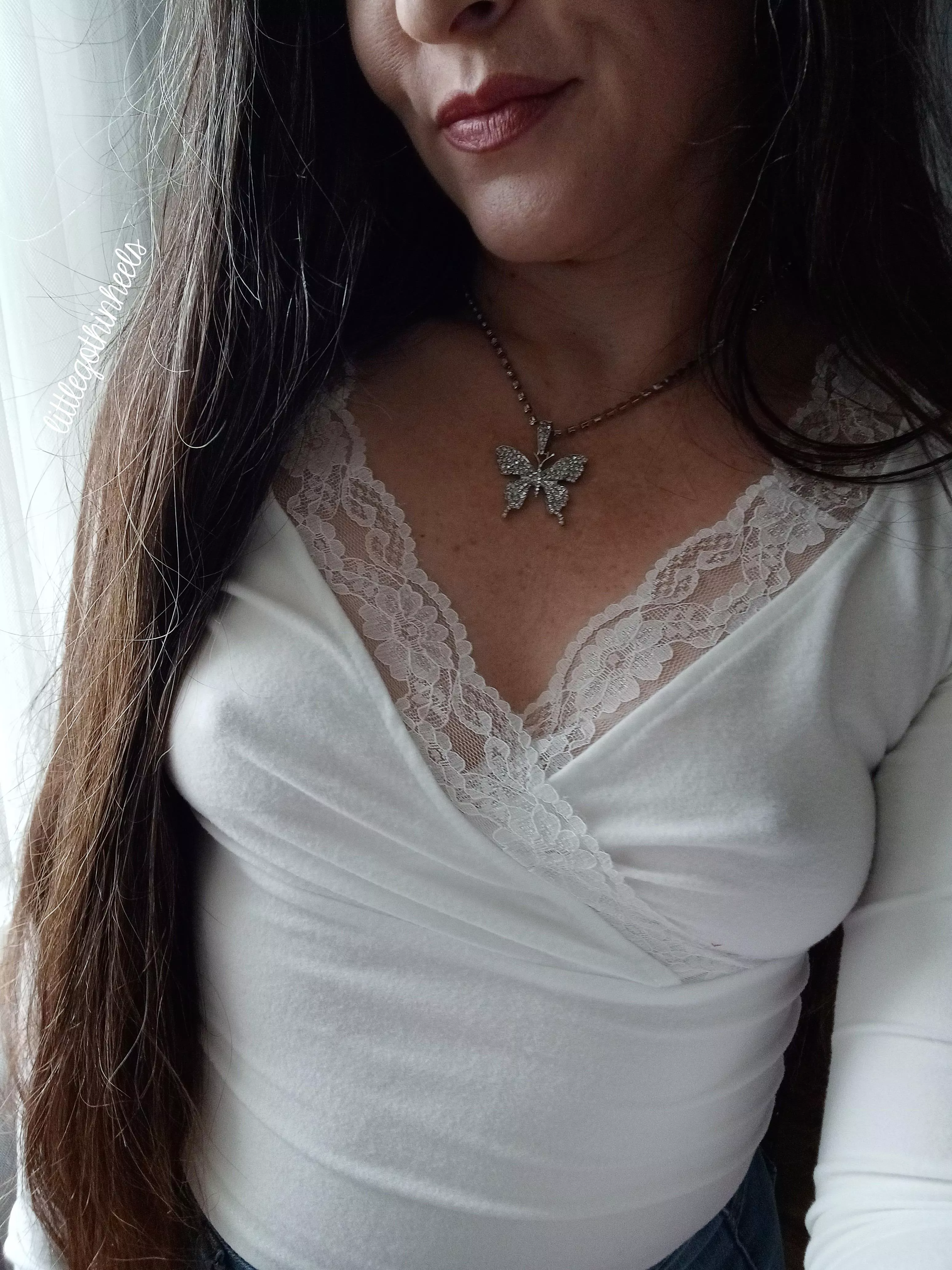 window light pokies posted by littlegothinheels