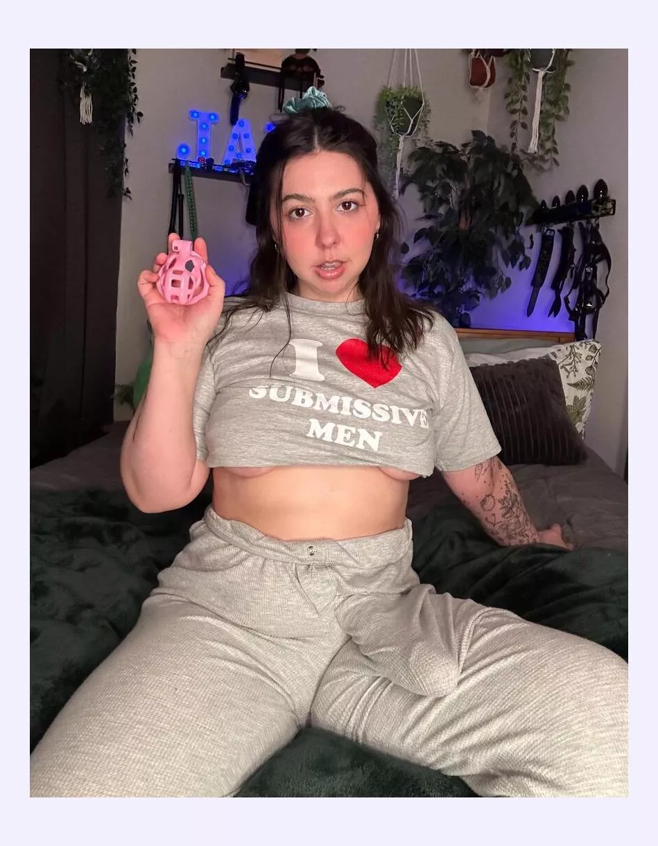 You didg’t know how weak you were until a real alpha forced you to your knees 💋 posted by Playful-Associate-43