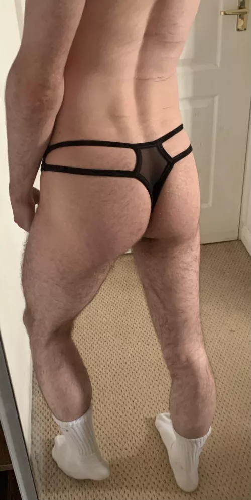 [22] do these look good on me? by Throw0w4y