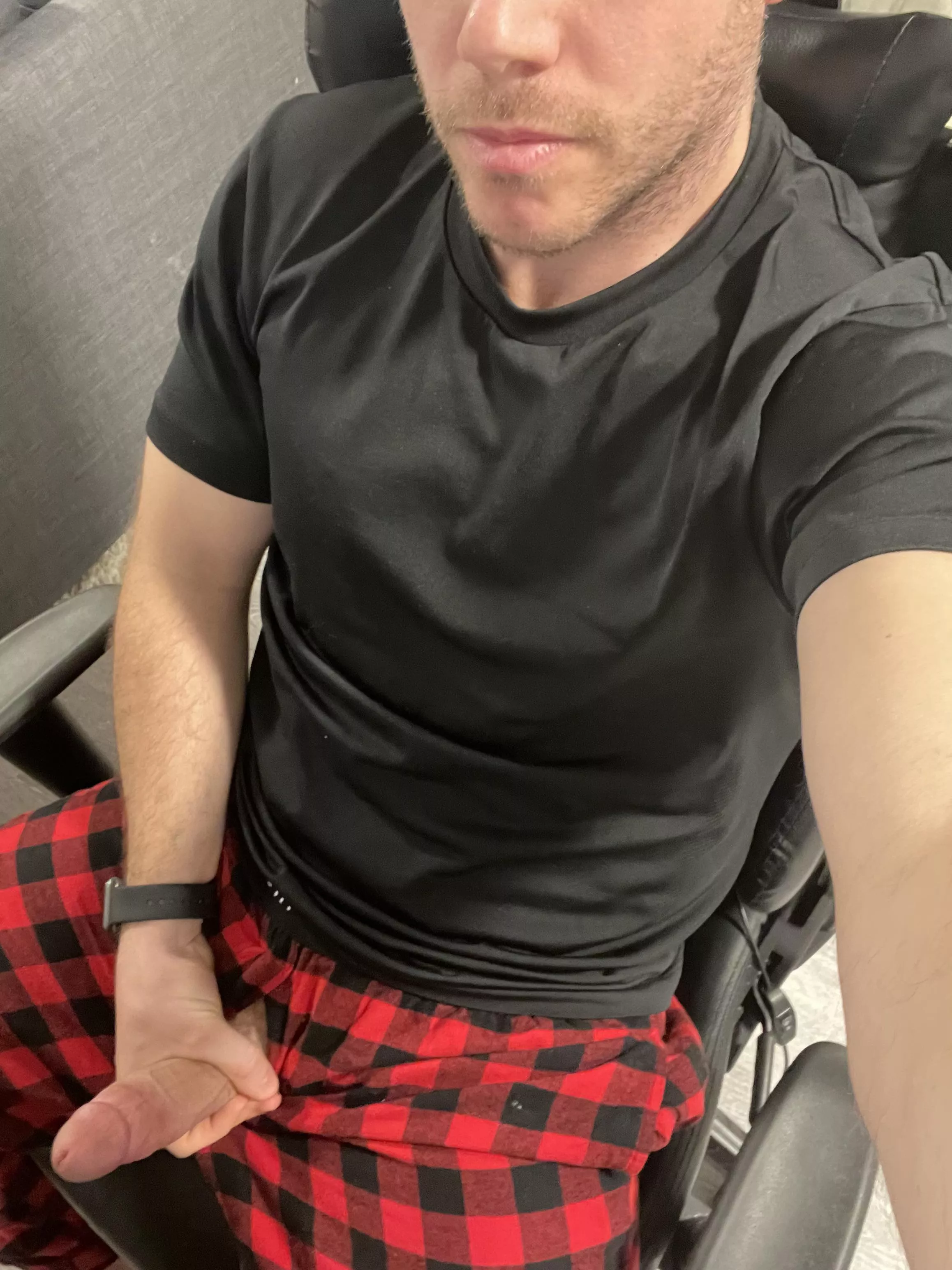 [35] I’m back posted by hockeyguy8988